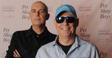 Pet Shop Boys: 26 clássicos e 1 cover