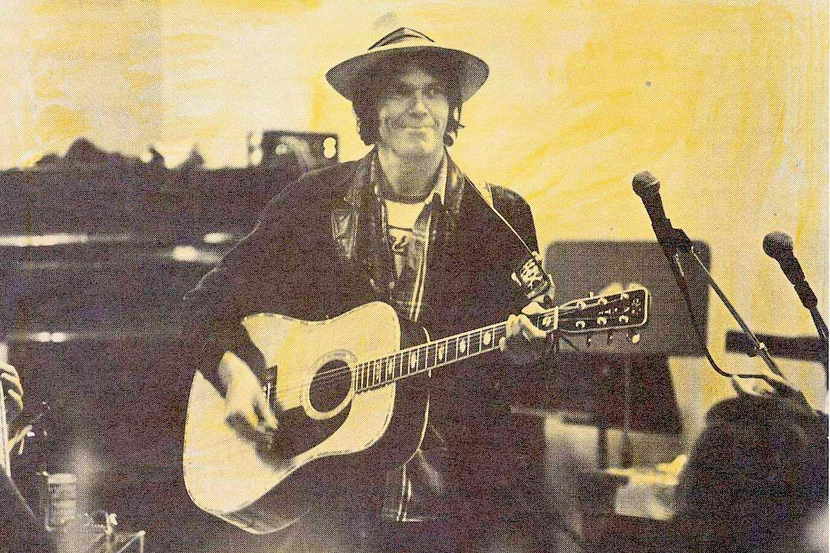 Neil Young lança mais um 
