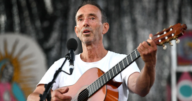 Jonathan Richman é gênio e está com disco novo