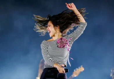 Olivia Rodrigo brilha intensamente em novo disco