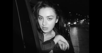 E o disco existencial da Charli XCX?