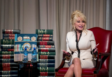 Dolly Parton – ou menina que não precisou abandonar as montanhas