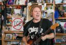 O garagista Ty Segall volta a atacar