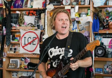 O garagista Ty Segall volta a atacar